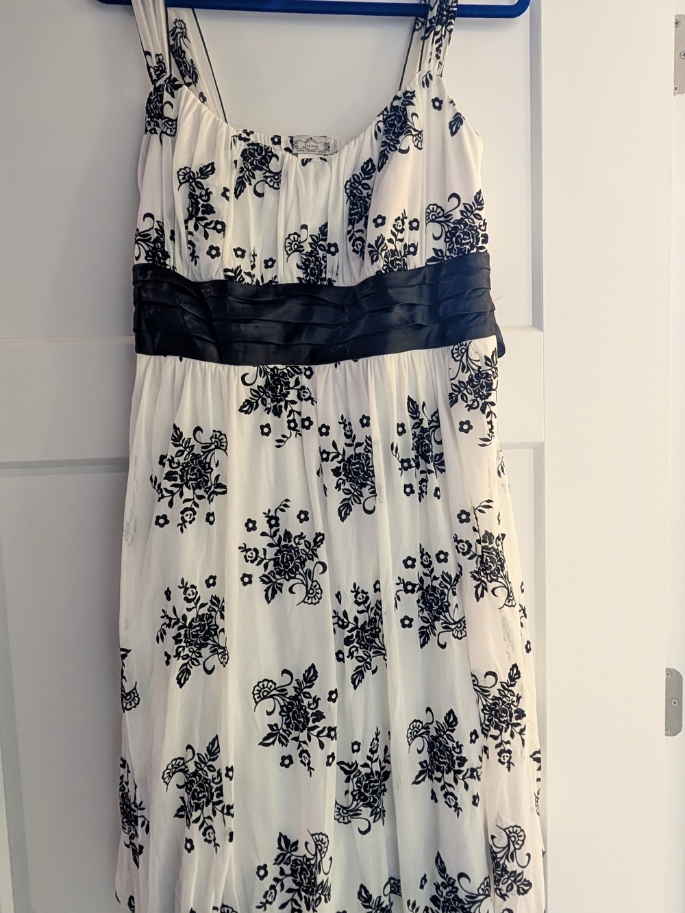 Trixxi Black & White Floral Dress - Retro Inspired Party Dress - Size 2X